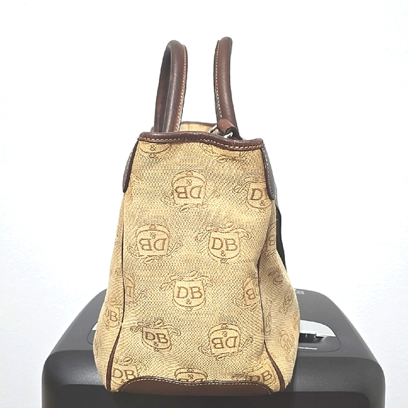 VINTAGE Dooney & Bourke Beige and Dark Brown Tote Large Capacity - Picture 5 of 17
